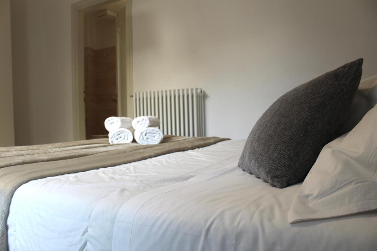Apartment Trevi Fountain & Spanish Steps โรม ภายนอก รูปภาพ
